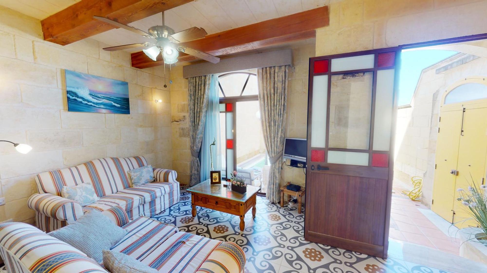Bed & Breakfast With Swimming Pool - Il-wenniessa *
